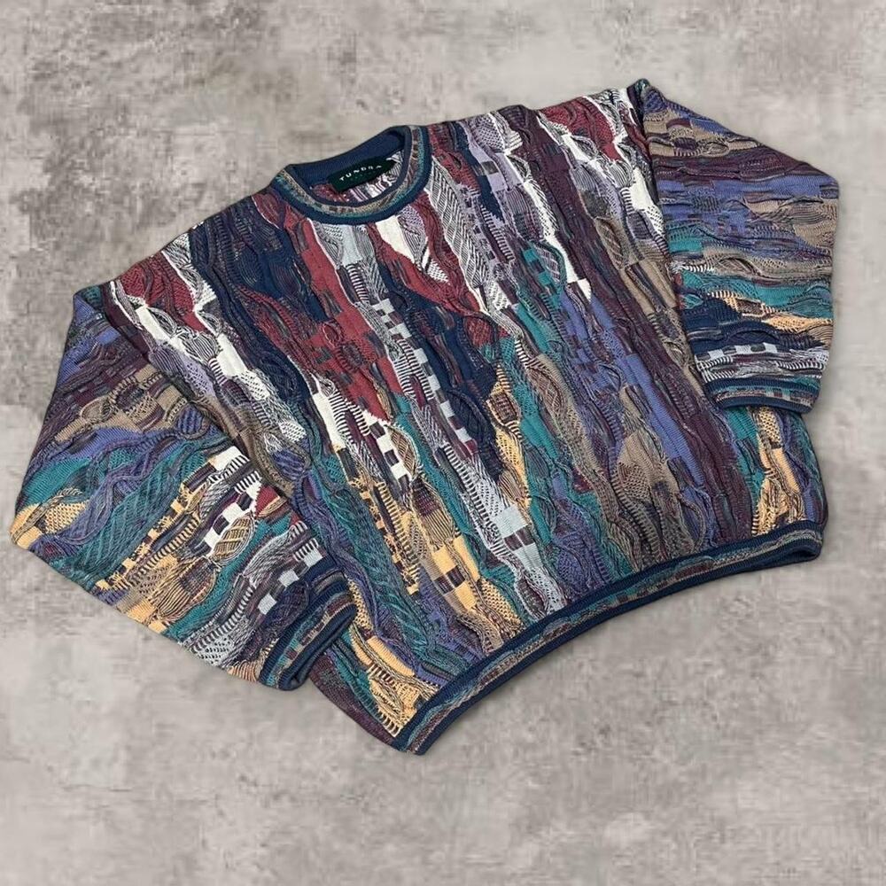 Coogi Original Blues Tundra Style Pink Blue Knit Sweater Size US L Canada Cotton